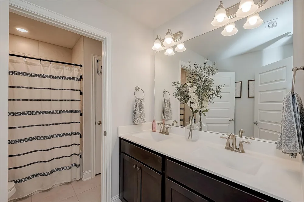 30191 Kingston Heath Drive Cleveland, TX 77327