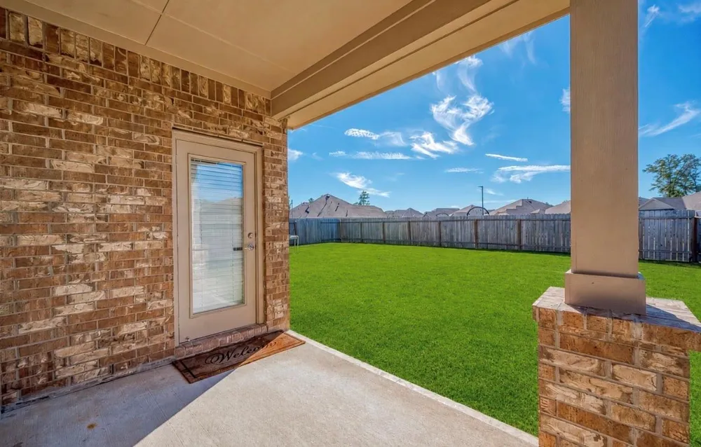 30191 Kingston Heath Drive Cleveland, TX 77327