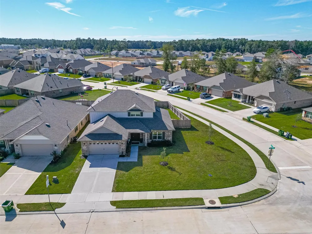 30191 Kingston Heath Drive Cleveland, TX 77327