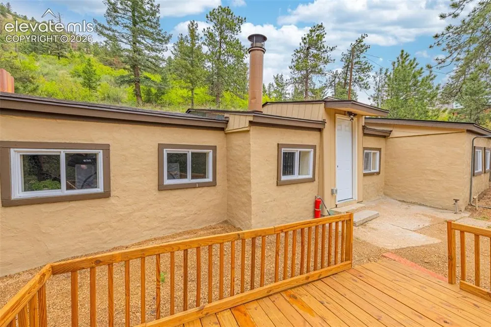 4390 Prairie Street Cascade, CO 80809