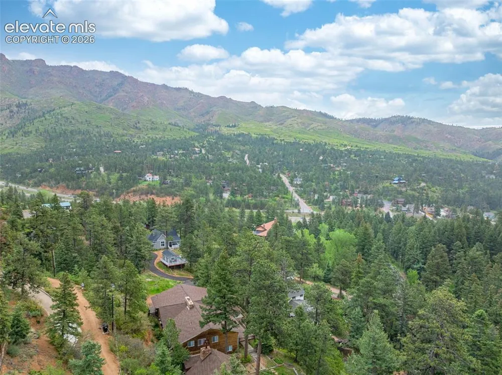 4390 Prairie Street Cascade, CO 80809