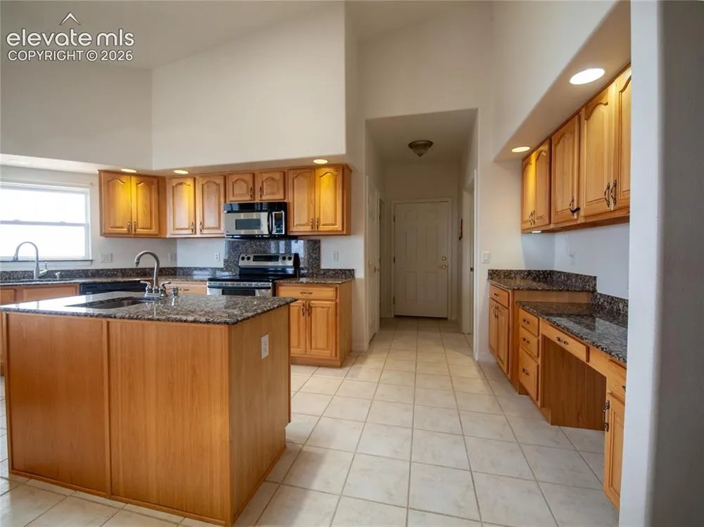 7571 Vanessa Drive Pueblo, CO 81005