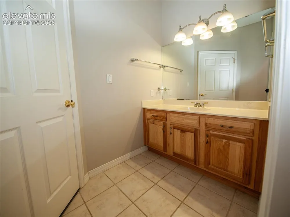 7571 Vanessa Drive Pueblo, CO 81005