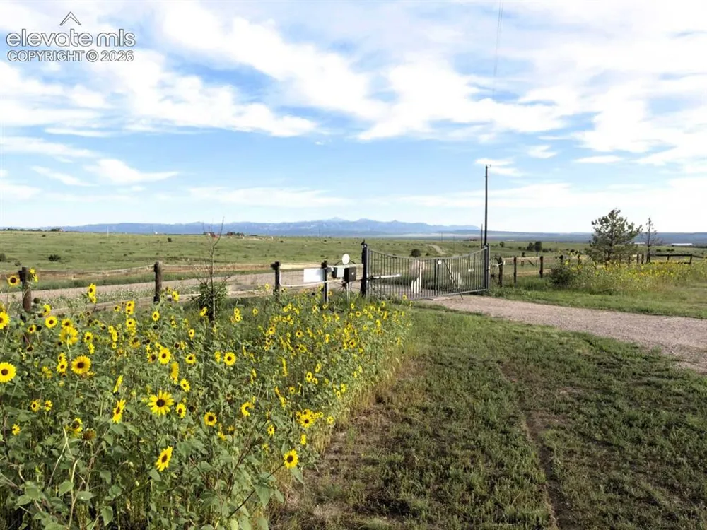 7571 Vanessa Drive Pueblo, CO 81005