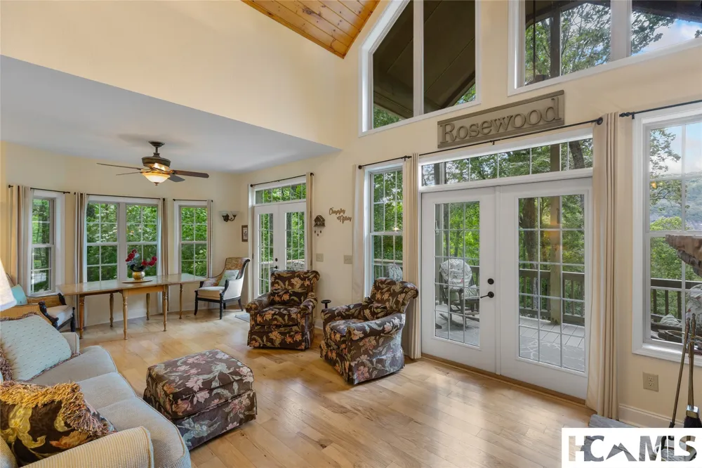 15 Equine Drive Sapphire, NC 28774