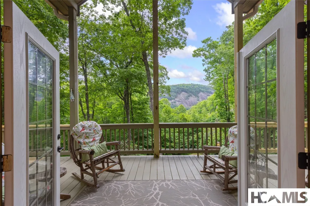15 Equine Drive Sapphire, NC 28774