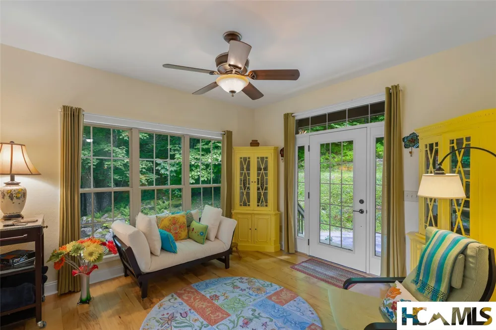 15 Equine Drive Sapphire, NC 28774