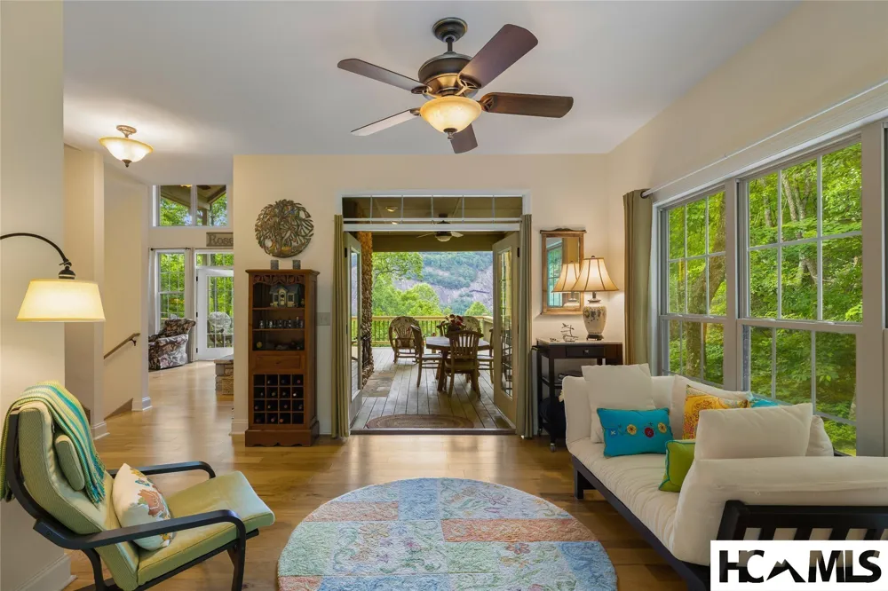15 Equine Drive Sapphire, NC 28774