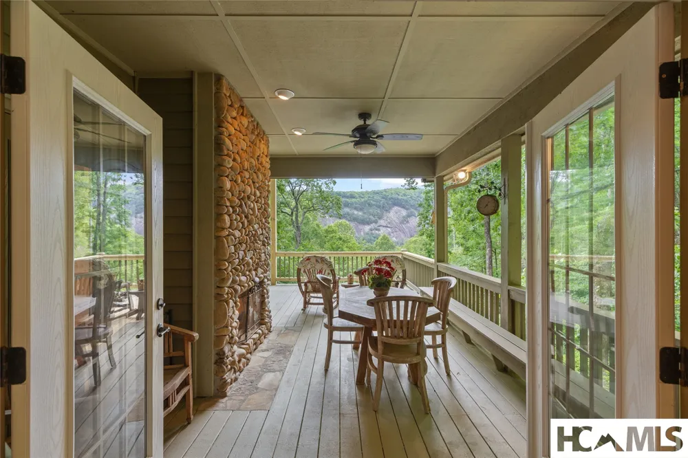 15 Equine Drive Sapphire, NC 28774