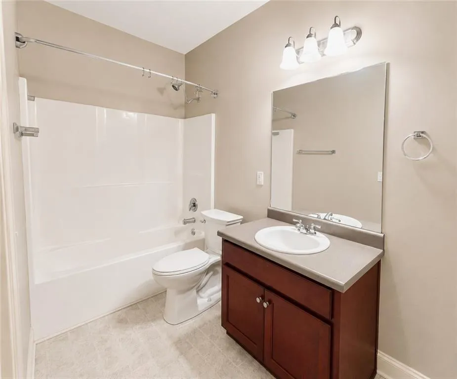 112 Village Lane Villa Rica, GA 30180
