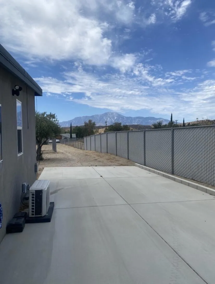 10860 Juniper Avenue Morongo Valley, CA 92256