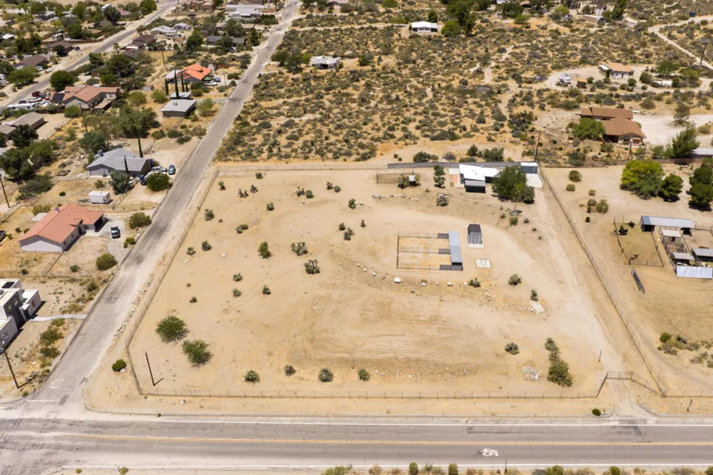 10860 Juniper Avenue Morongo Valley, CA 92256