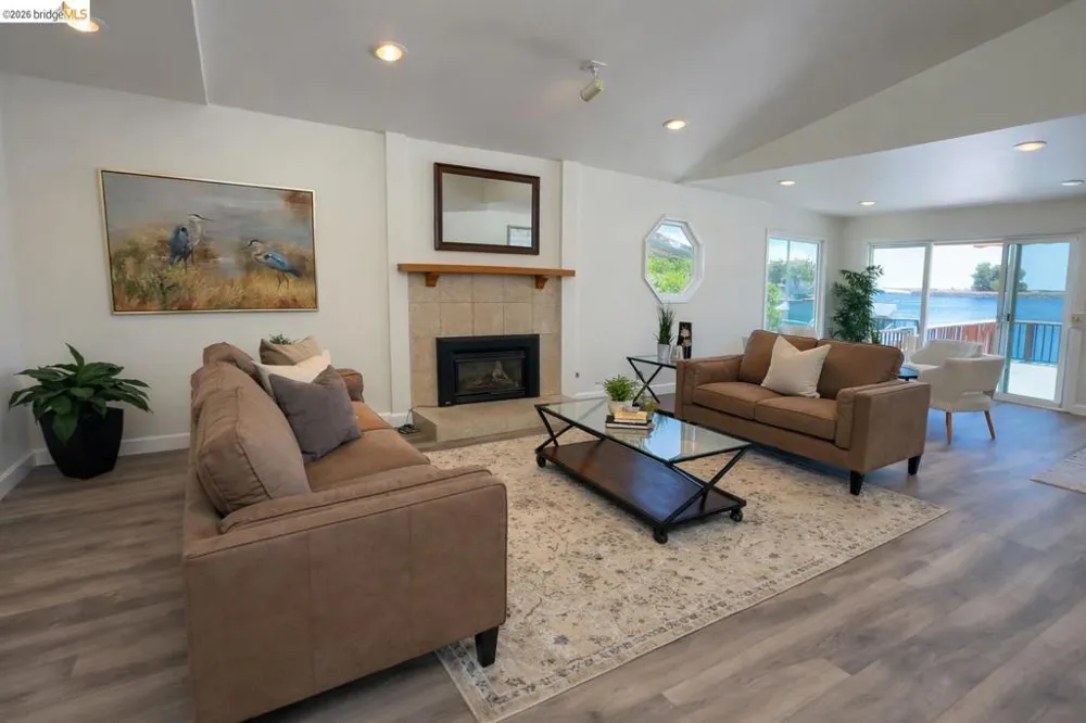 281 Discovery Bay Blvd Discovery Bay, CA 94505