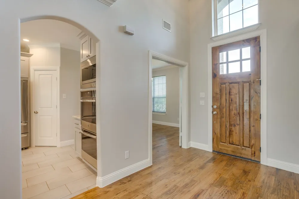 120 War Wagon Circle Millsap, TX 76066