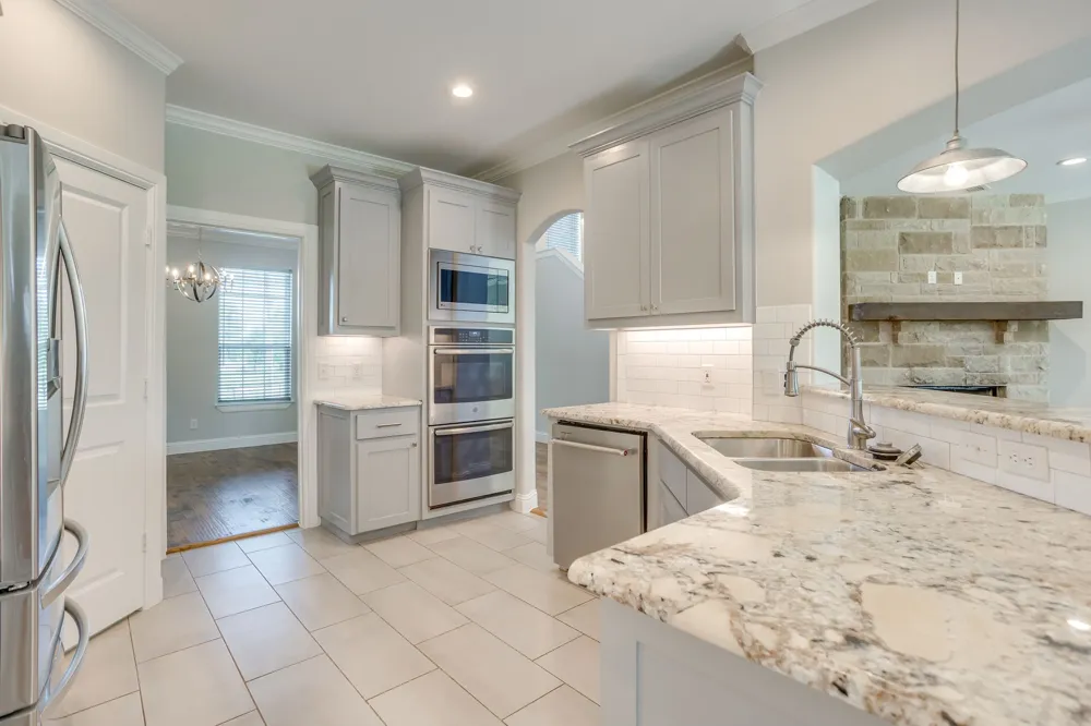 120 War Wagon Circle Millsap, TX 76066