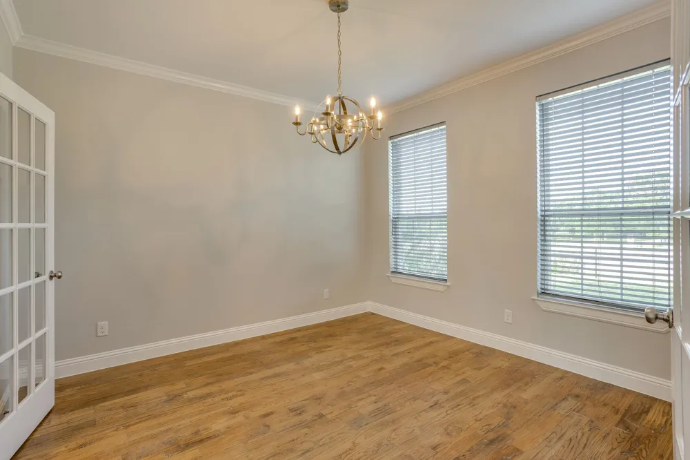 120 War Wagon Circle Millsap, TX 76066
