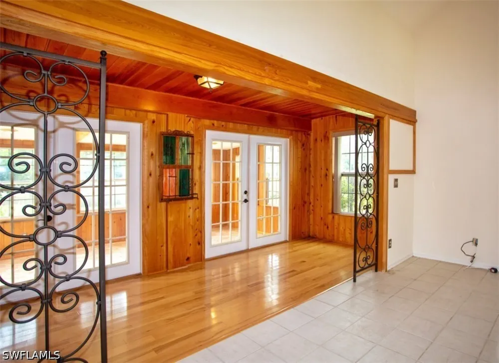 Address Not Shown Naples, FL 34116