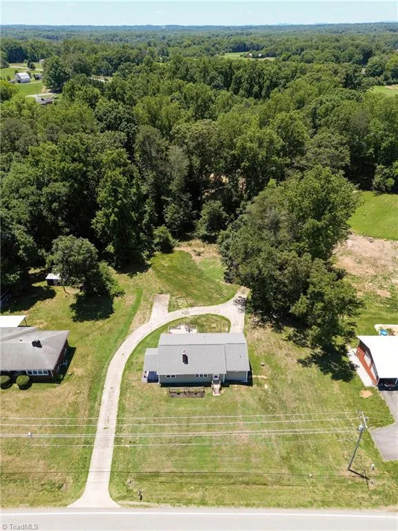 1625 US Highway 601 Yadkinville, NC 27055