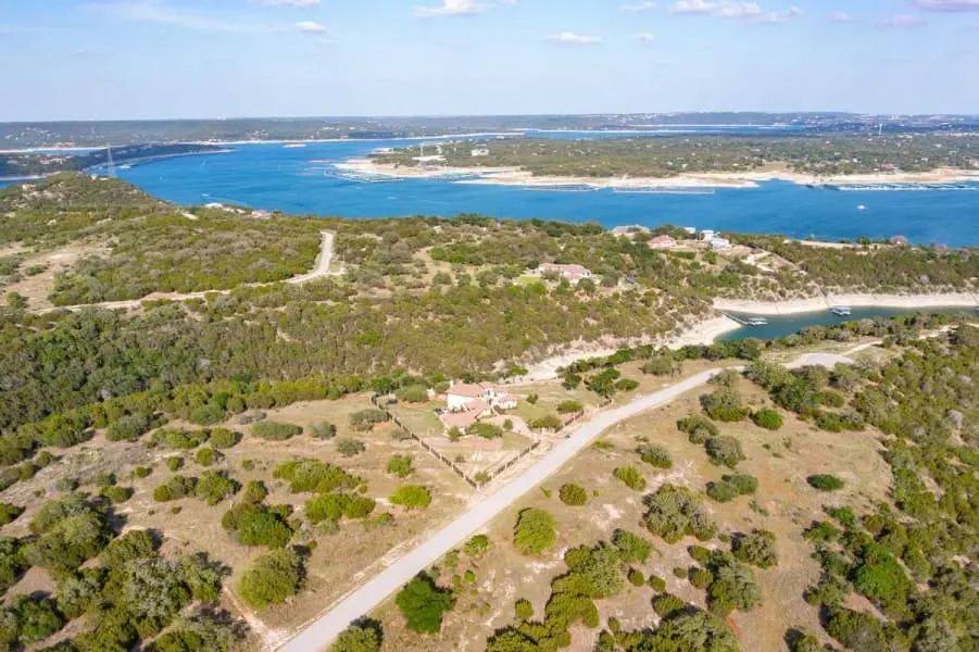 19101 Veranda Walk Lago Vista, TX 78645