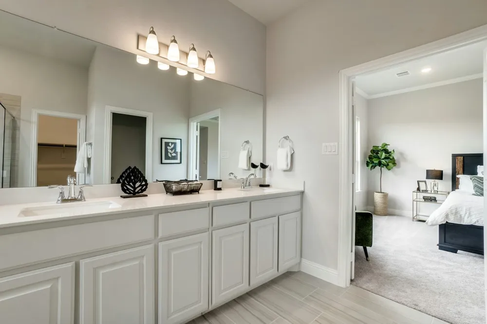 721 Stone Eagle Drive Azle, TX 76020