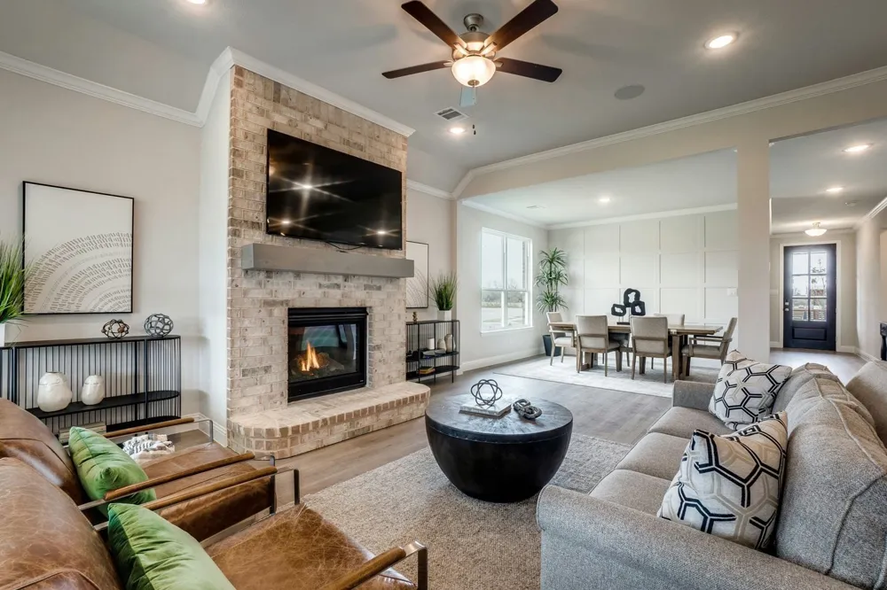721 Stone Eagle Drive Azle, TX 76020