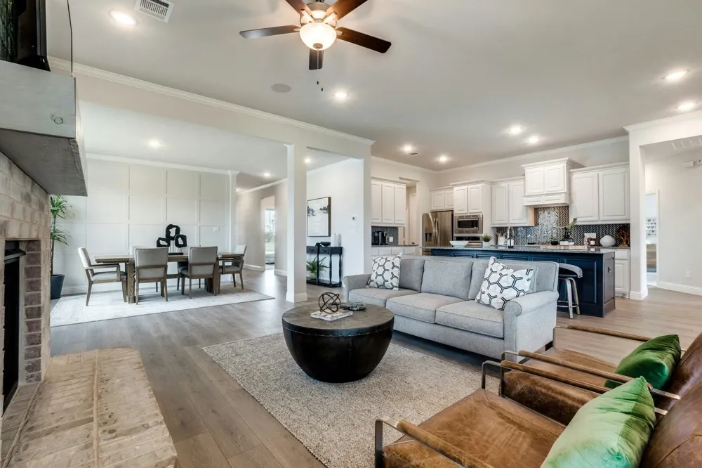 721 Stone Eagle Drive Azle, TX 76020