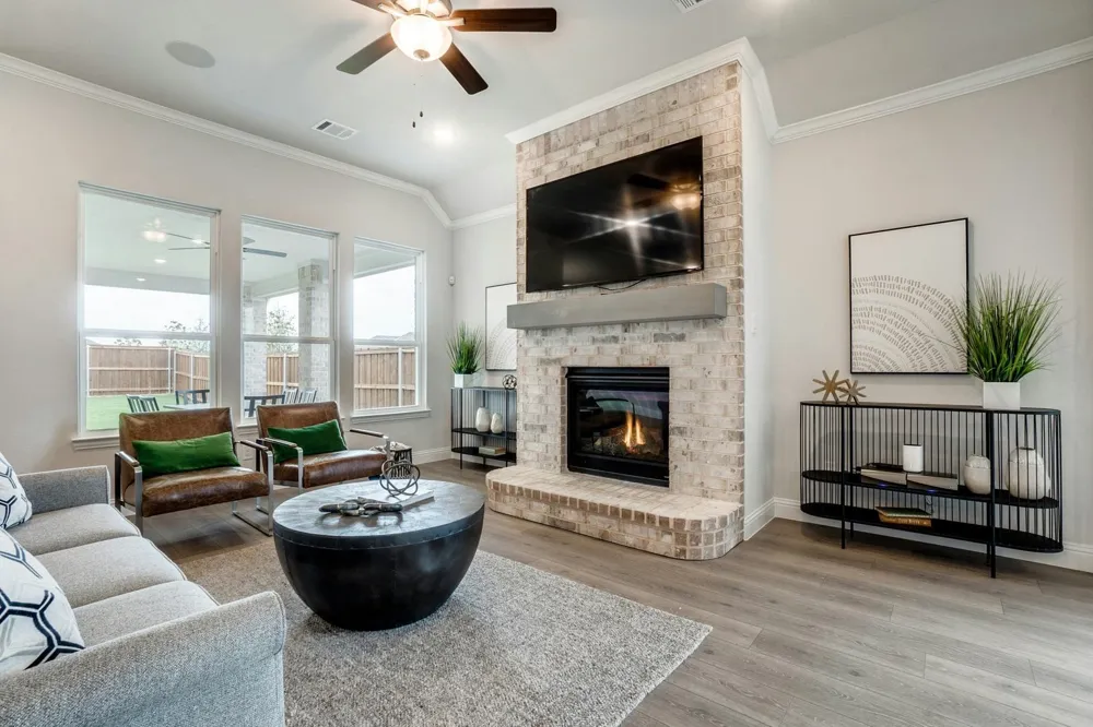 721 Stone Eagle Drive Azle, TX 76020