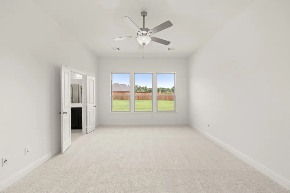 721 Stone Eagle Drive Azle, TX 76020