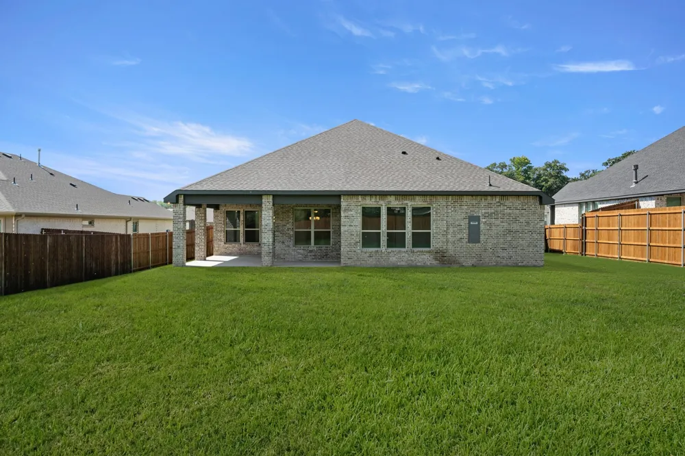 721 Stone Eagle Drive Azle, TX 76020