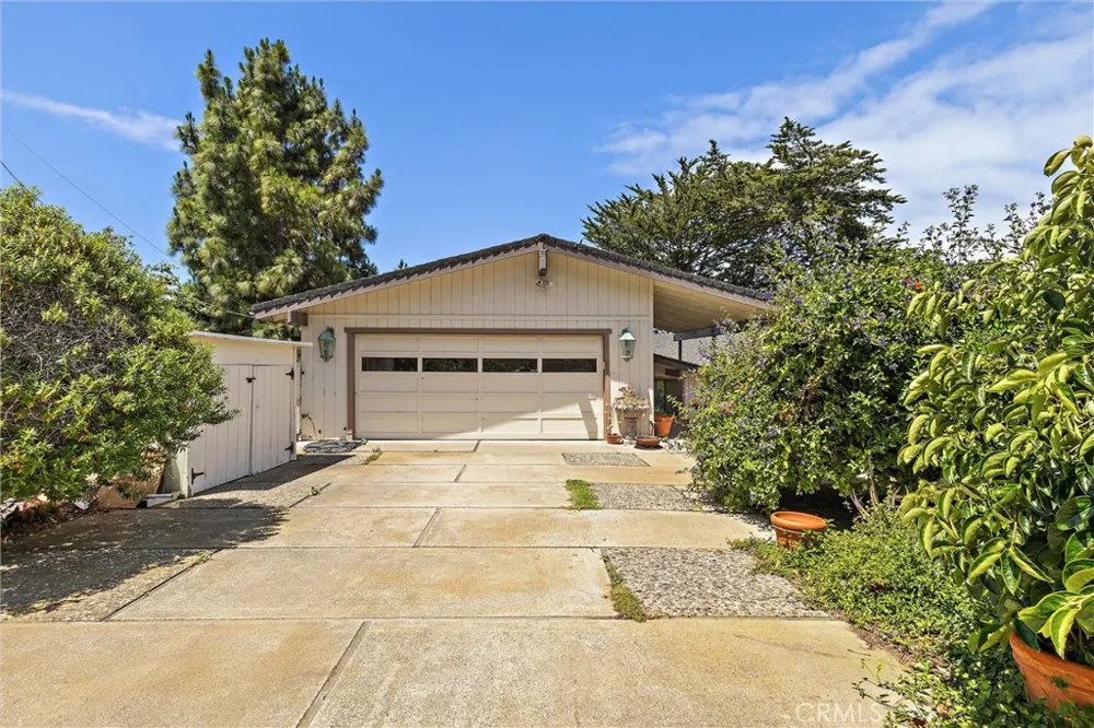 2991 Juniper Morro Bay, CA 93442