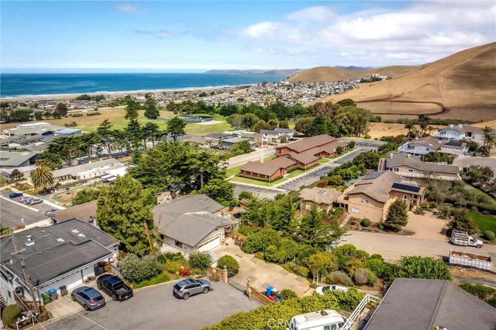 2991 Juniper Morro Bay, CA 93442