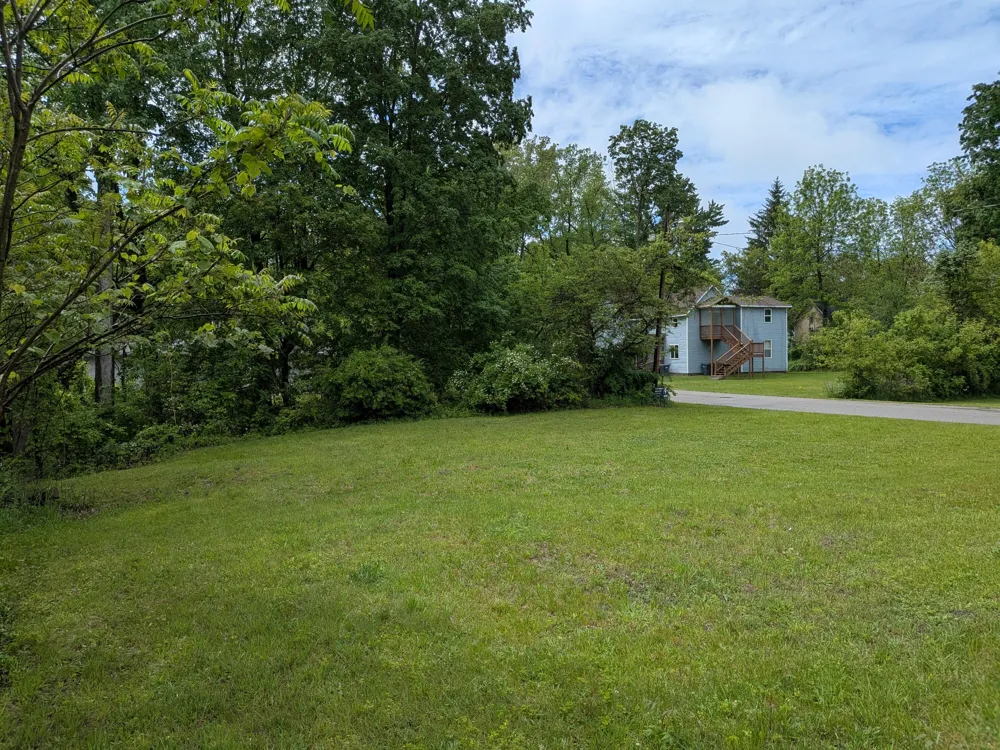 503 W Douglas Street Bangor, MI 49013