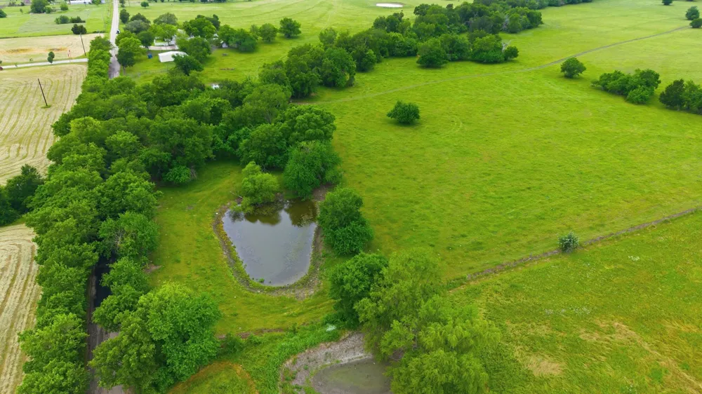 7635 County Road 4209 Campbell, TX 75422