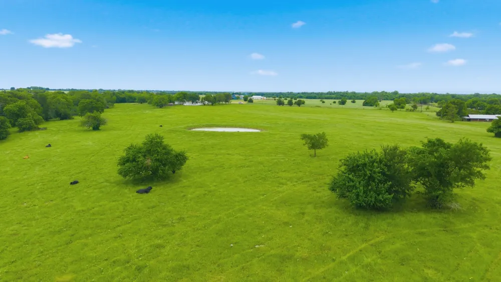 7635 County Road 4209 Campbell, TX 75422