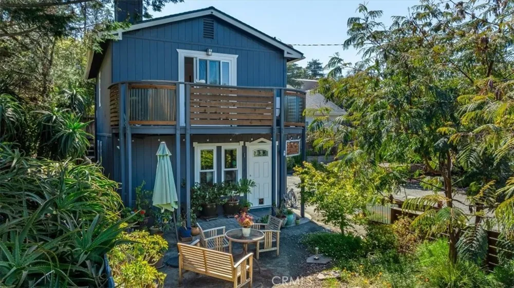2195 Green Street Cambria, CA 93428