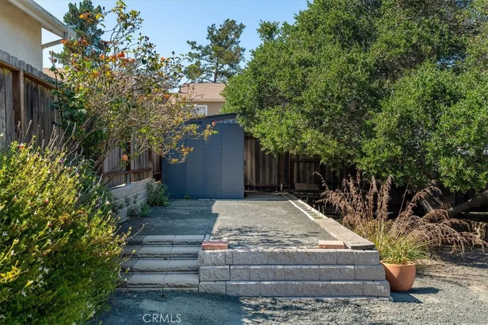2195 Green Street Cambria, CA 93428