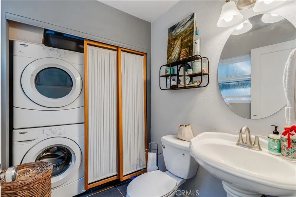 2195 Green Street Cambria, CA 93428