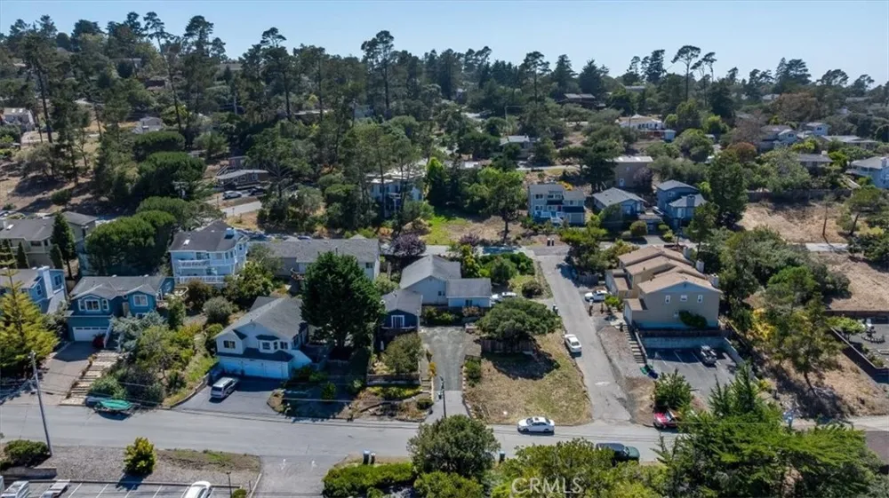 2195 Green Street Cambria, CA 93428