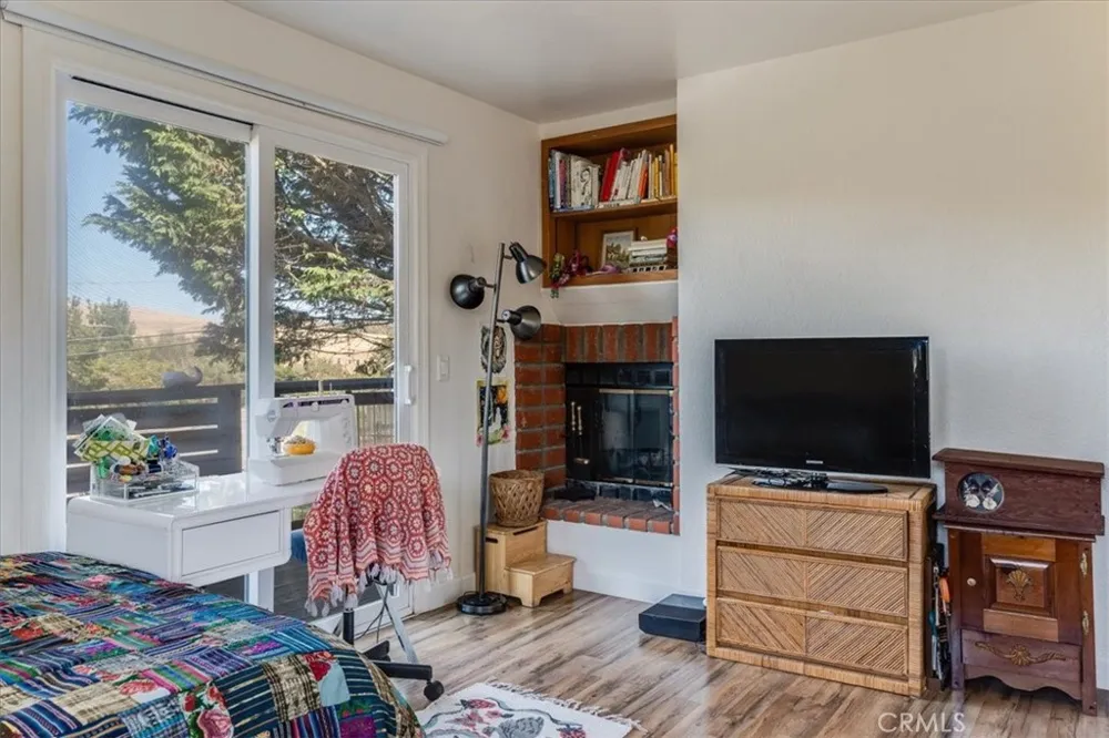 2195 Green Street Cambria, CA 93428