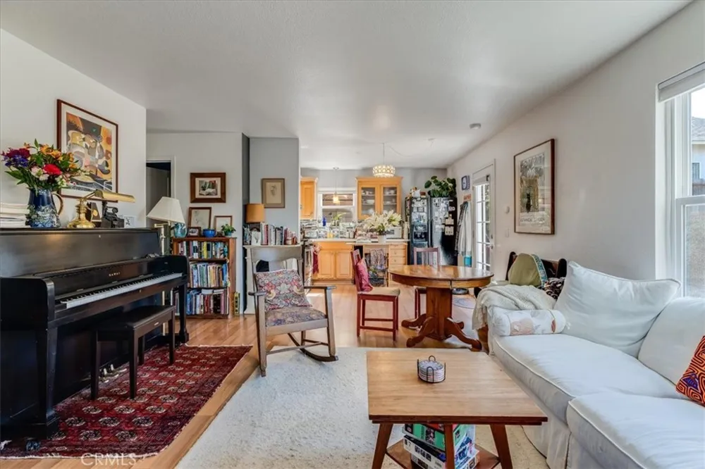 2195 Green Street Cambria, CA 93428