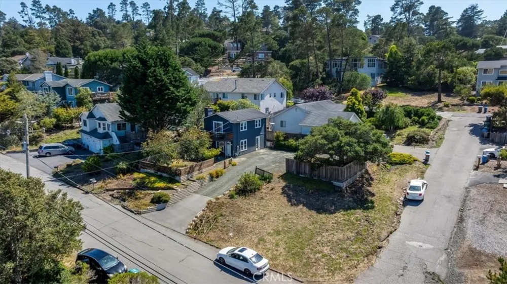 2195 Green Street Cambria, CA 93428