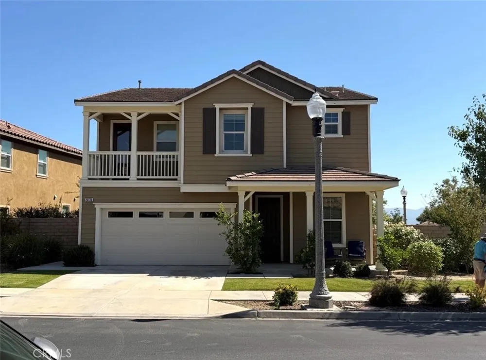 20726 Celadon Court Saugus, CA 91350