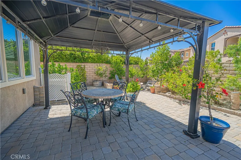 20726 Celadon Court Saugus, CA 91350