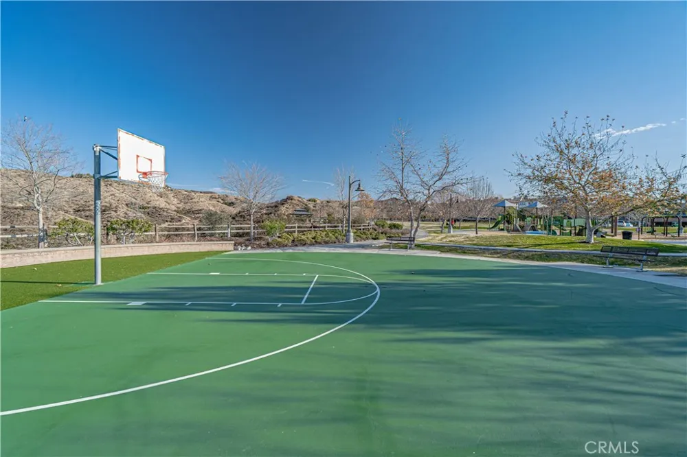 20726 Celadon Court Saugus, CA 91350
