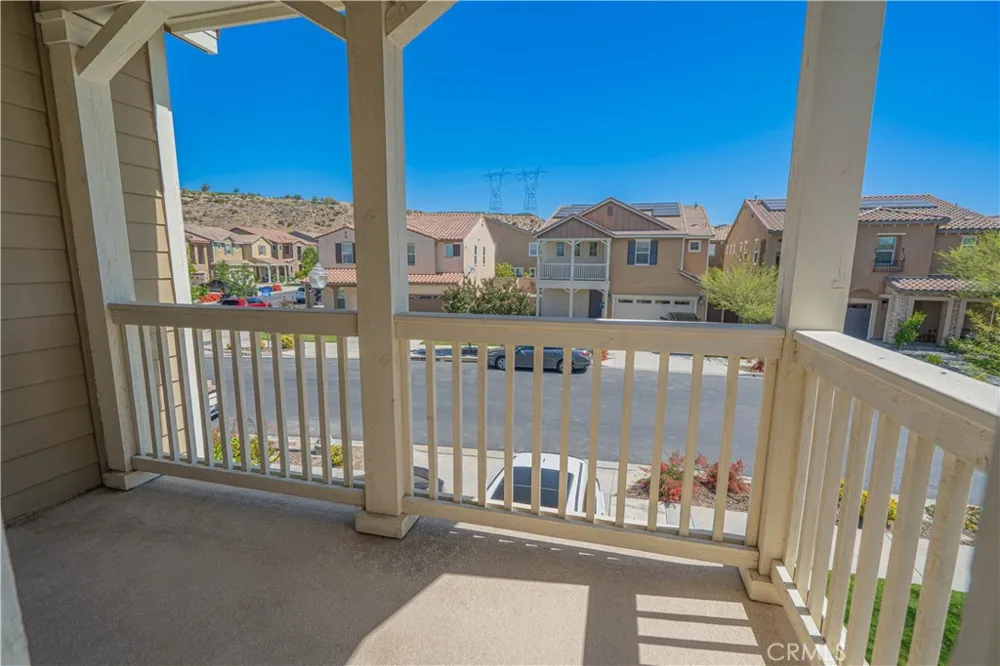 20726 Celadon Court Saugus, CA 91350
