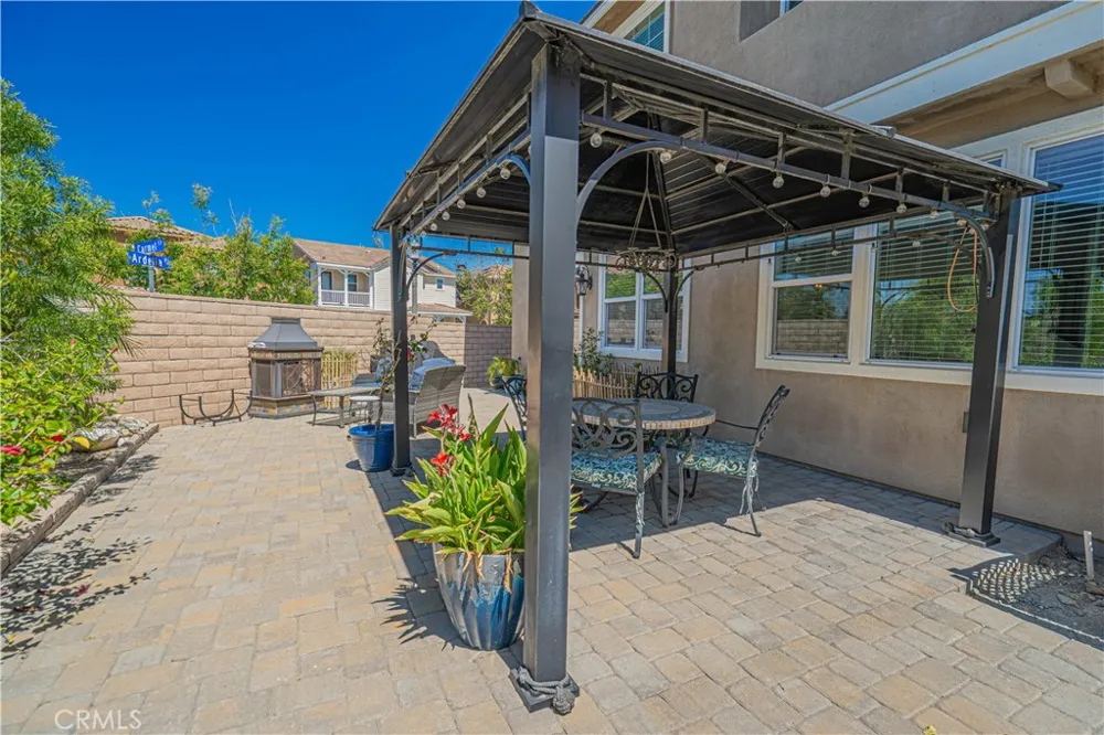 20726 Celadon Court Saugus, CA 91350