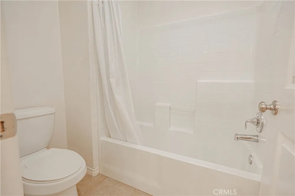 20726 Celadon Court Saugus, CA 91350