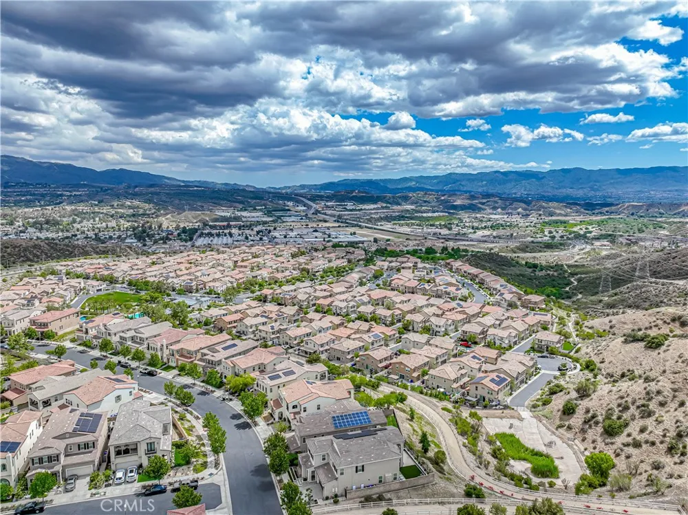 20726 Celadon Court Saugus, CA 91350