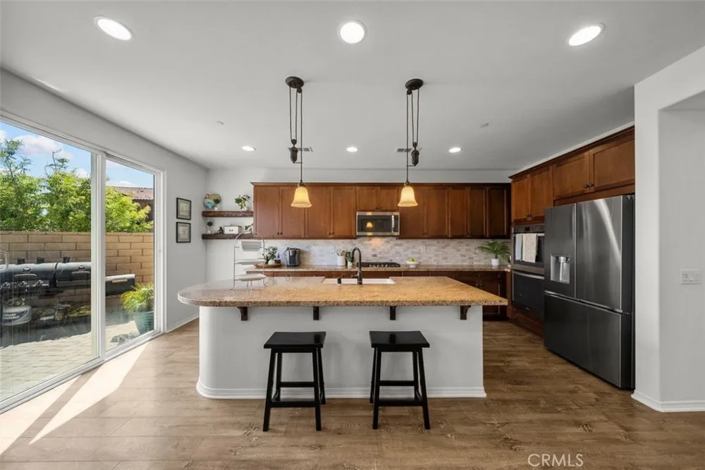 20726 Celadon Court Saugus, CA 91350