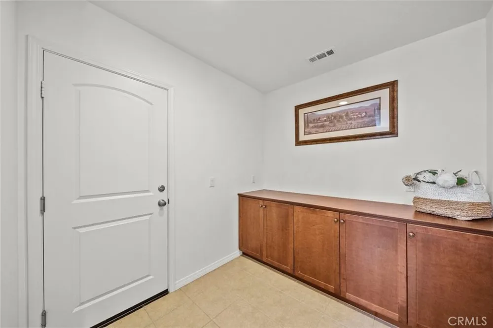 20726 Celadon Court Saugus, CA 91350